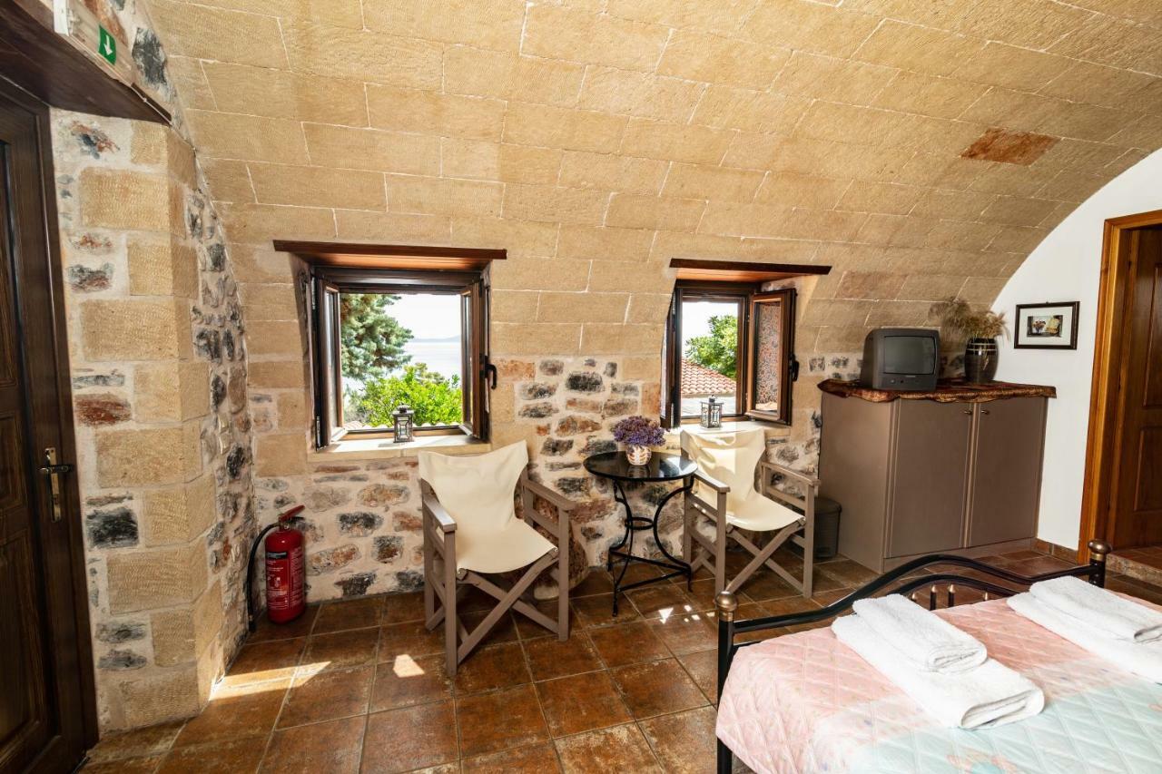 Iliopetro Apartment Monemvasia Ngoại thất bức ảnh