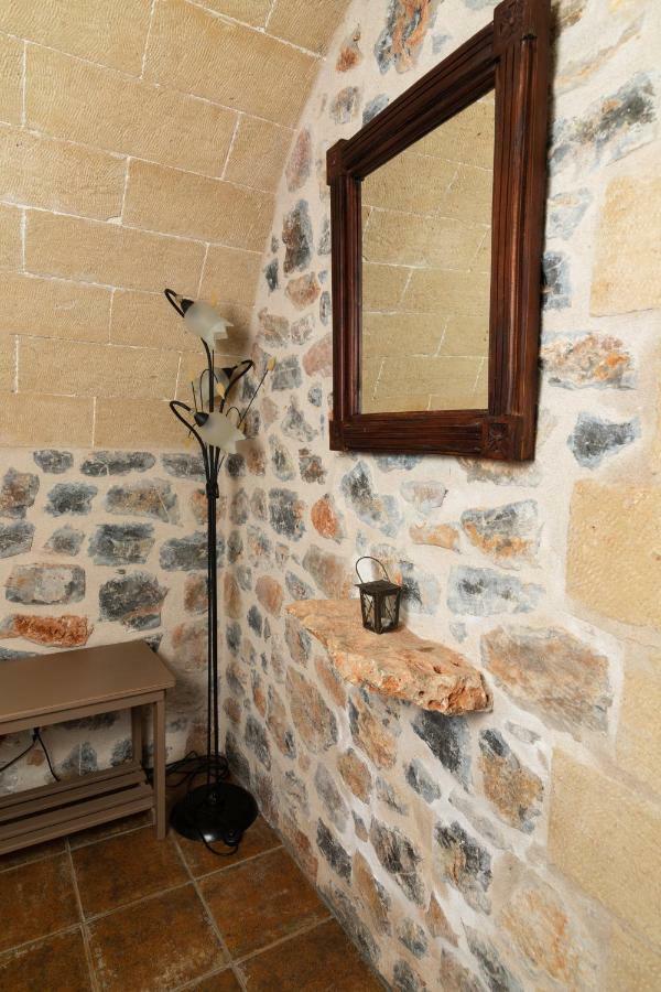 Iliopetro Apartment Monemvasia Ngoại thất bức ảnh